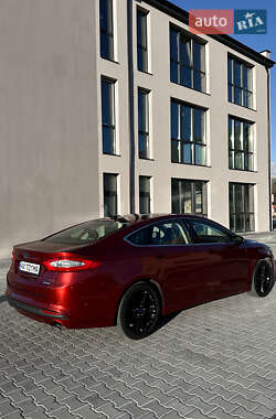 Седан Ford Fusion 2013 в 