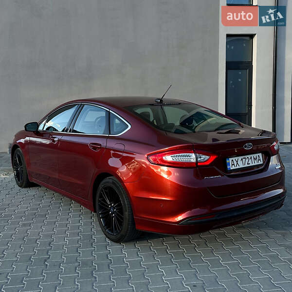 Седан Ford Fusion 2013 в Калуші