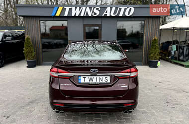 Седан Ford Fusion 2017 в 
