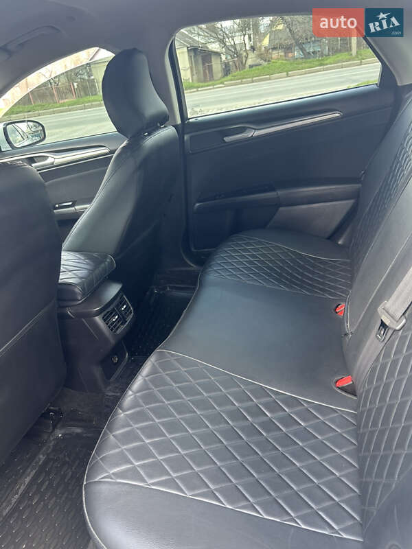 Седан Ford Fusion 2014 в Хмельницькому фото 3 Седан Ford Fusion 2014 в Хмельницькому