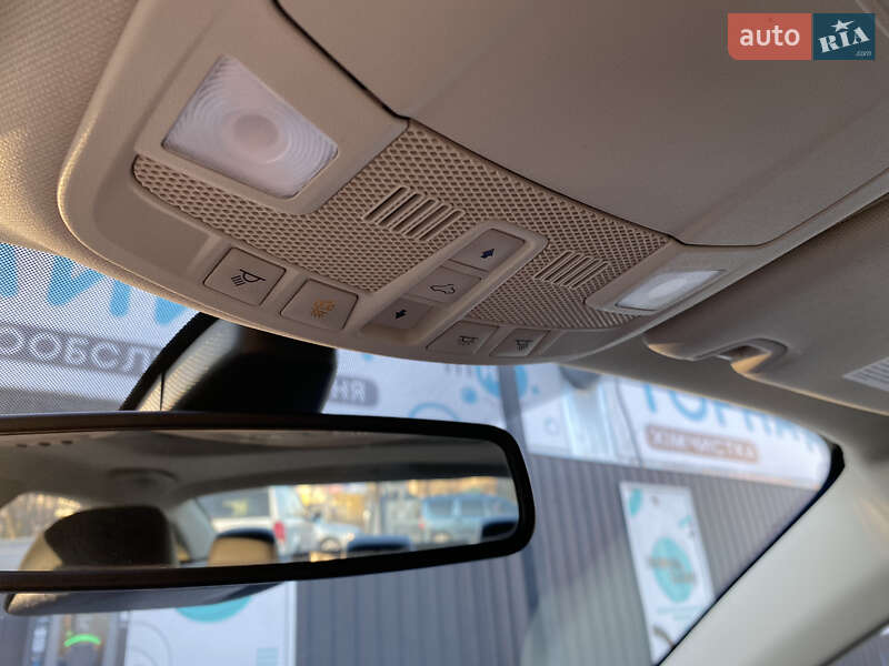 Седан Ford Fusion 2019 в Киеве фото 5 Седан Ford Fusion 2019 в Киеве