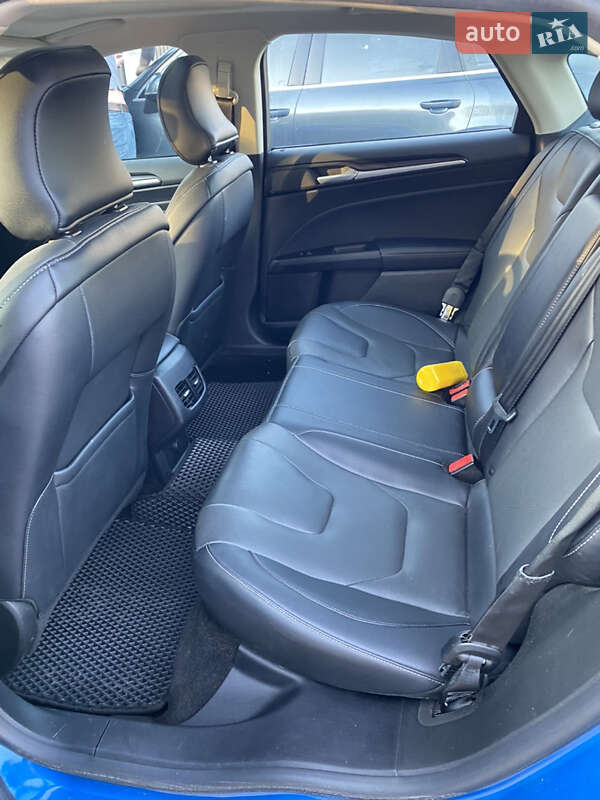 Седан Ford Fusion 2019 в Киеве фото 10 Седан Ford Fusion 2019 в Киеве