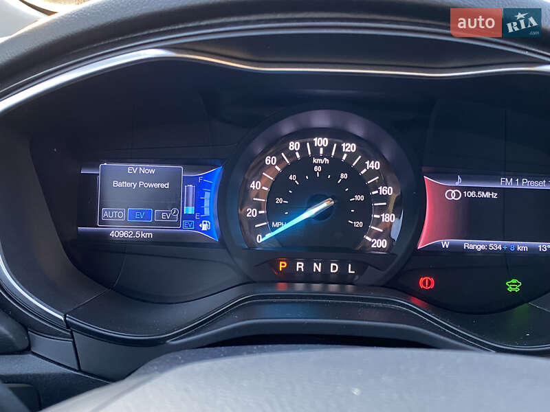 Седан Ford Fusion 2019 в Киеве фото 19 Седан Ford Fusion 2019 в Киеве