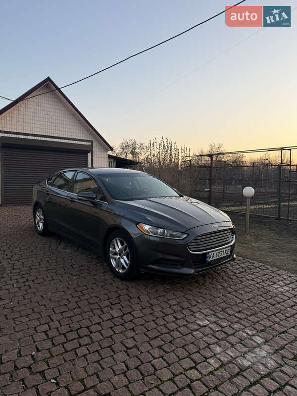 Седан Ford Fusion 2015 в Киеве