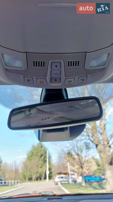 Седан Ford Fusion 2015 в Ровно