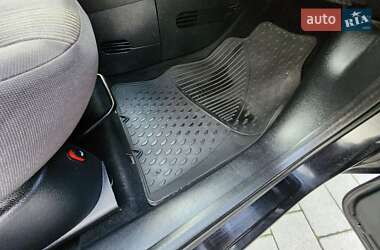Хэтчбек Ford Fusion 2008 в 