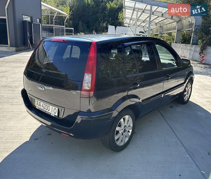 Хэтчбек Ford Fusion 2010 в Киеве
