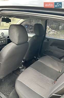 Хэтчбек Ford Fusion 2007 в 