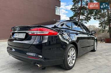 Седан Ford Fusion 2017 в 