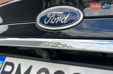 Седан Ford Fusion 2017 в 