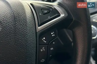 Ford Fusion 2017