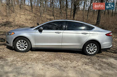 Седан Ford Fusion 2014 в 