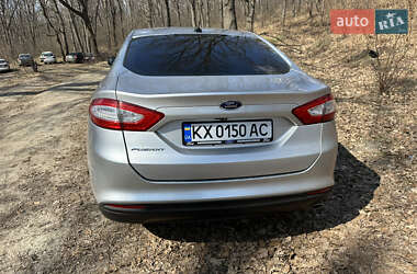 Седан Ford Fusion 2014 в 