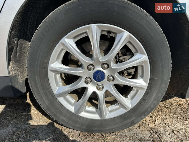 Седан Ford Fusion 2014 в Харькове