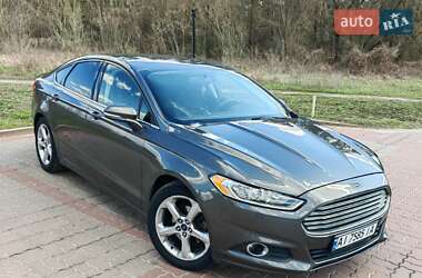 Седан Ford Fusion 2015 в Києві