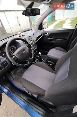 Хэтчбек Ford Fusion 2007 в 