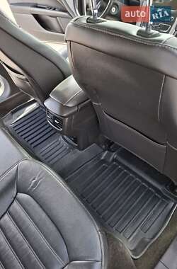 Седан Ford Fusion 2015 в 