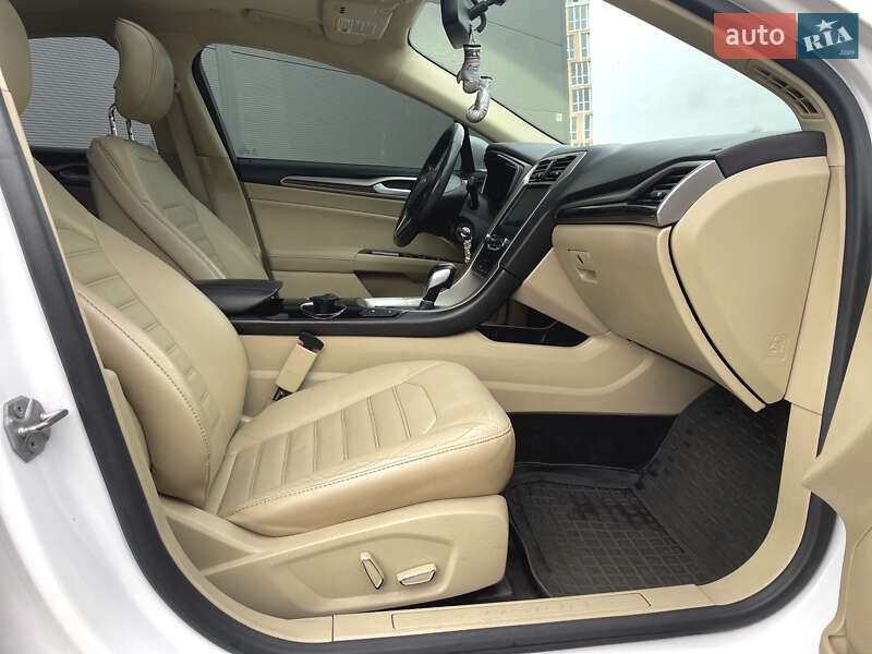 Седан Ford Fusion 2013 в Киеве