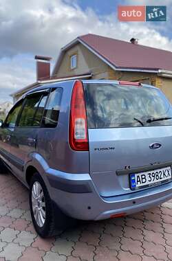 Хэтчбек Ford Fusion 2007 в 