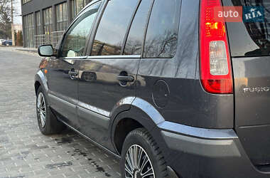 Хэтчбек Ford Fusion 2006 в 