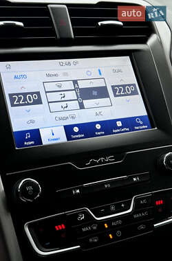 Седан Ford Fusion 2020 в 