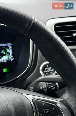 Седан Ford Fusion 2020 в 