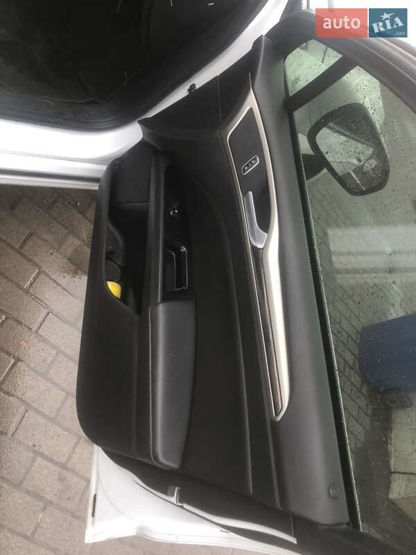 Седан Ford Fusion 2013 в Вінниці