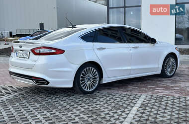Седан Ford Fusion 2014 в 
