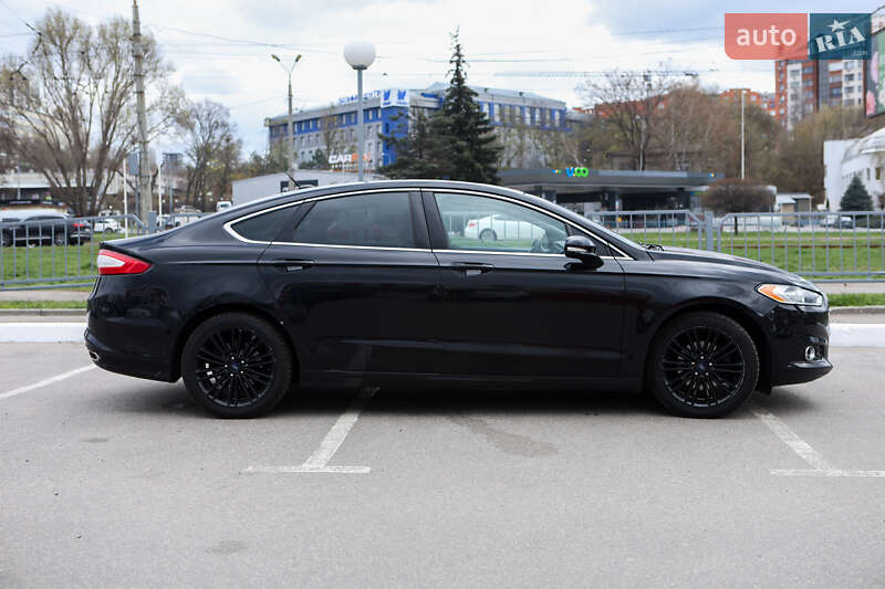 Ford Fusion 2015