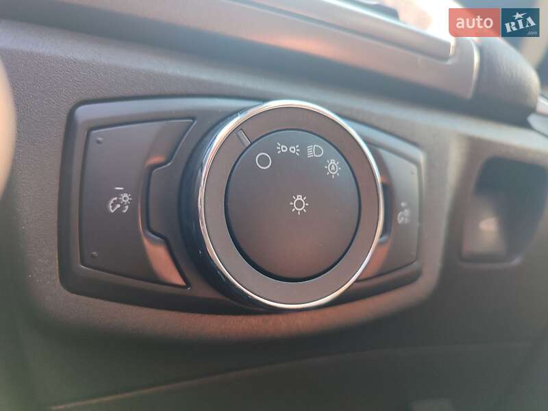 Седан Ford Fusion 2015 в Сумах