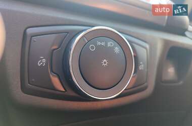Седан Ford Fusion 2015 в 