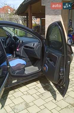 Хэтчбек Ford Fusion 2007 в 