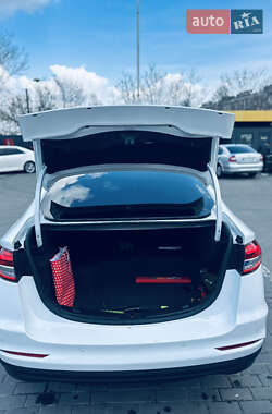 Седан Ford Fusion 2018 в Днепре