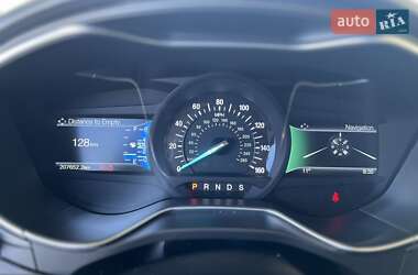 Седан Ford Fusion 2015 в 