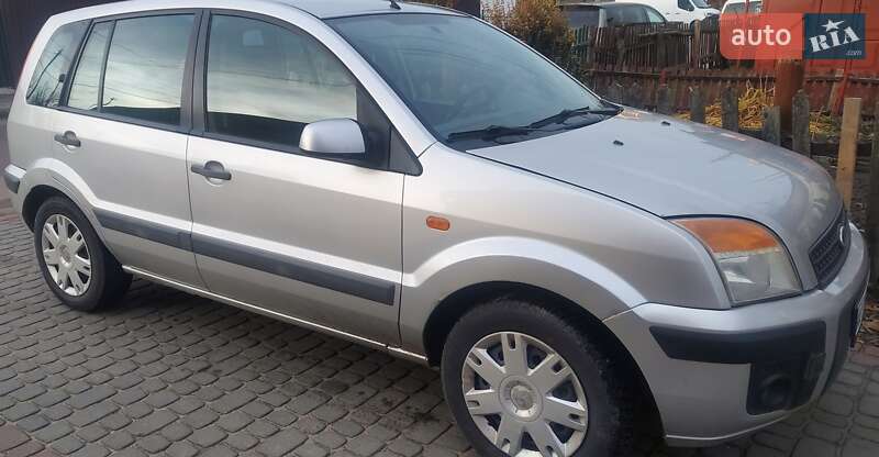 Ford Fusion 2005