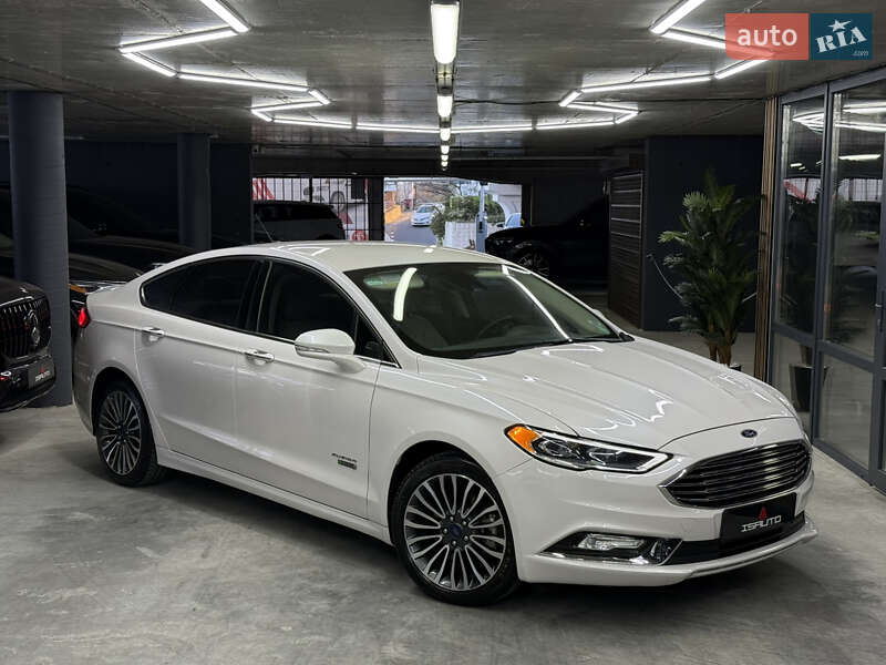 Ford Fusion 2016