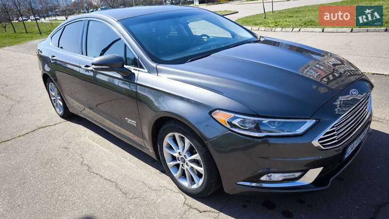 Седан Ford Fusion 2016 в Черкассах