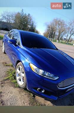 Седан Ford Fusion 2014 в 