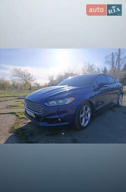 Седан Ford Fusion 2014 в 