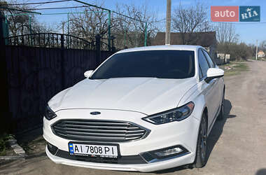 Седан Ford Fusion 2016 в 