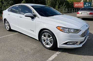 Седан Ford Fusion 2018 в 