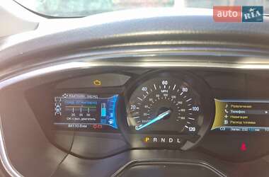 Седан Ford Fusion 2019 в 