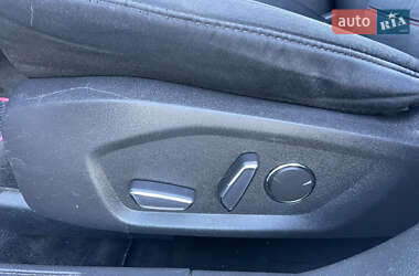 Седан Ford Fusion 2014 в 