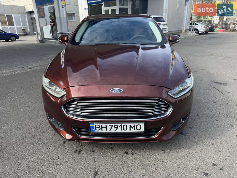 Ford Fusion 2015