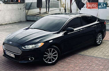 Седан Ford Fusion 2014 в 