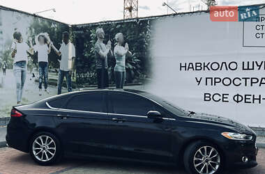 Седан Ford Fusion 2014 в 