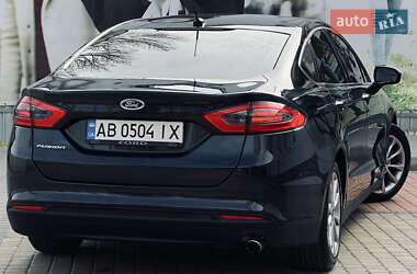 Седан Ford Fusion 2014 в 