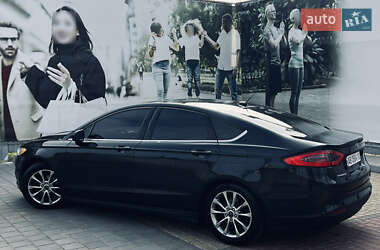 Седан Ford Fusion 2014 в 