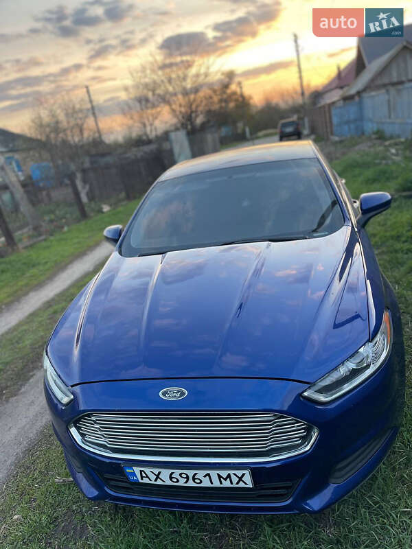 Седан Ford Fusion 2012 в Чугуеве