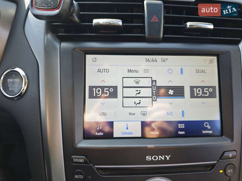 Седан Ford Fusion 2015 в Кагарлику
